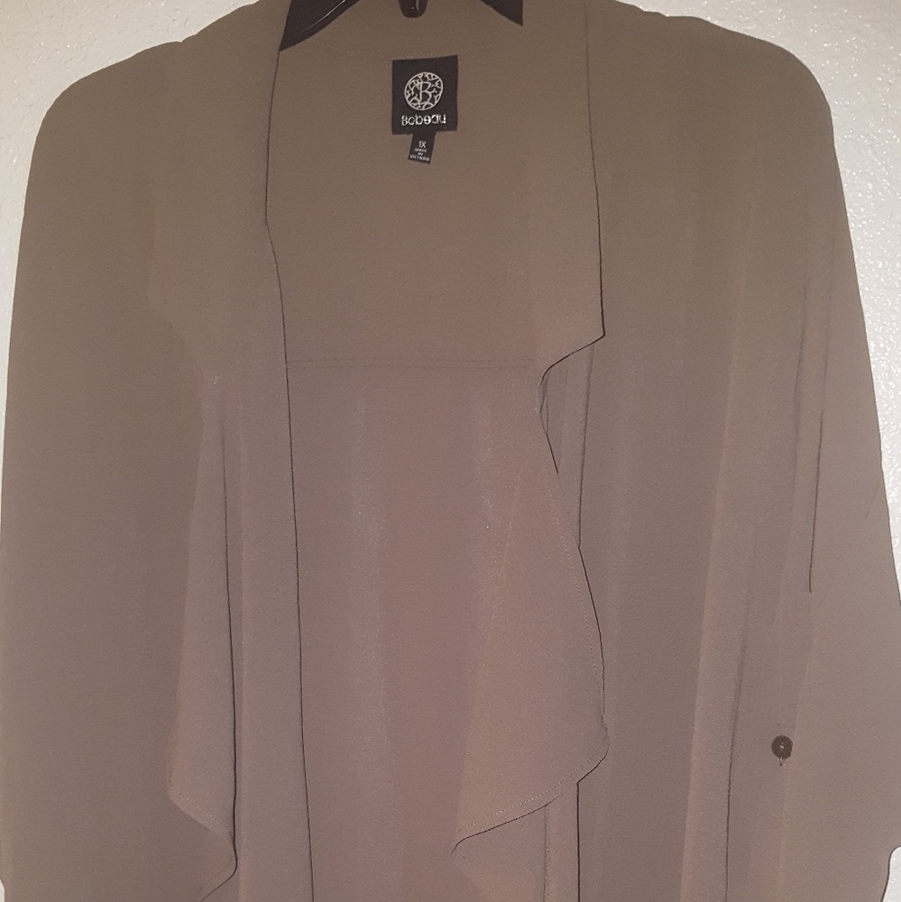 Blazer - Picture 2 of 4